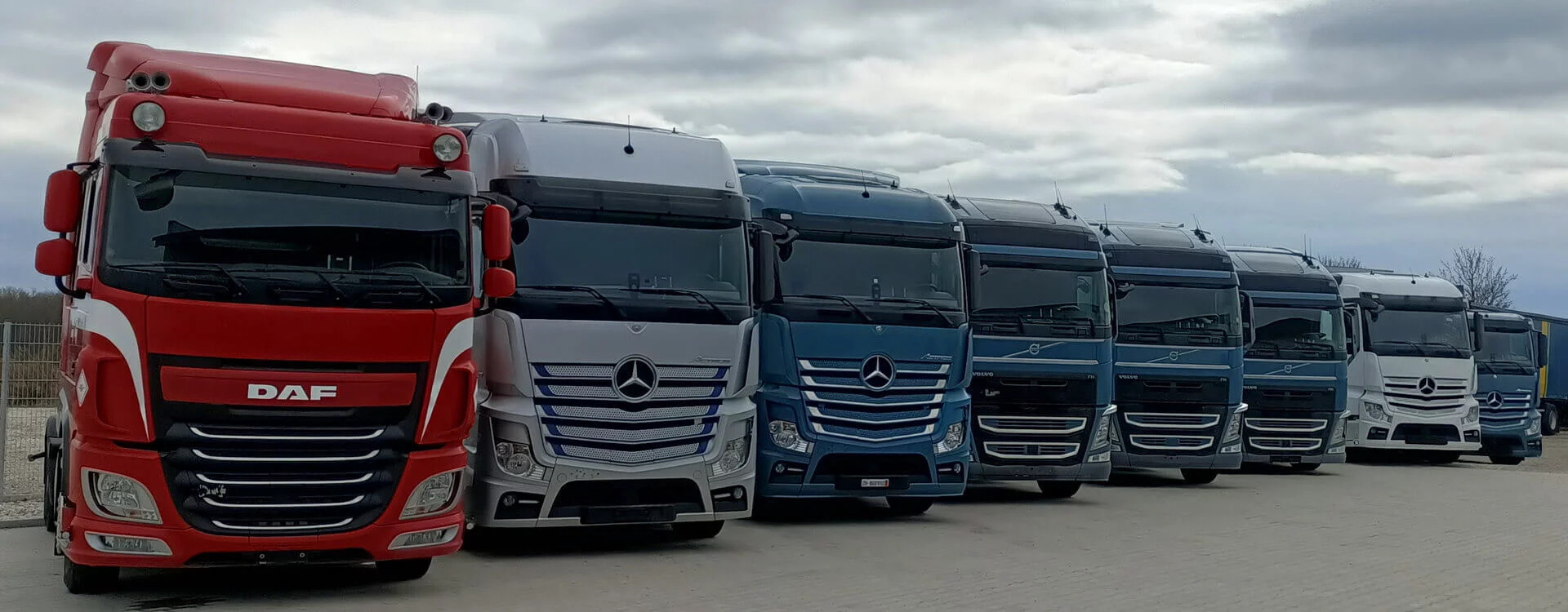 Truck Ainzadeh Gersthofen Nutzfahrzeuge Baumaschinen